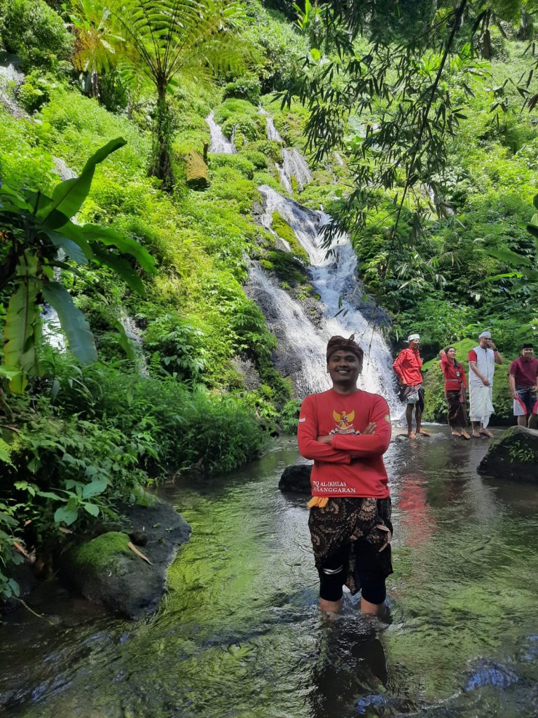 WhatsApp-Image-2025-12-28-at-05.16.46-768x1024 Air Terjun Pelisan, Surga Tersembunyi di Kintamani