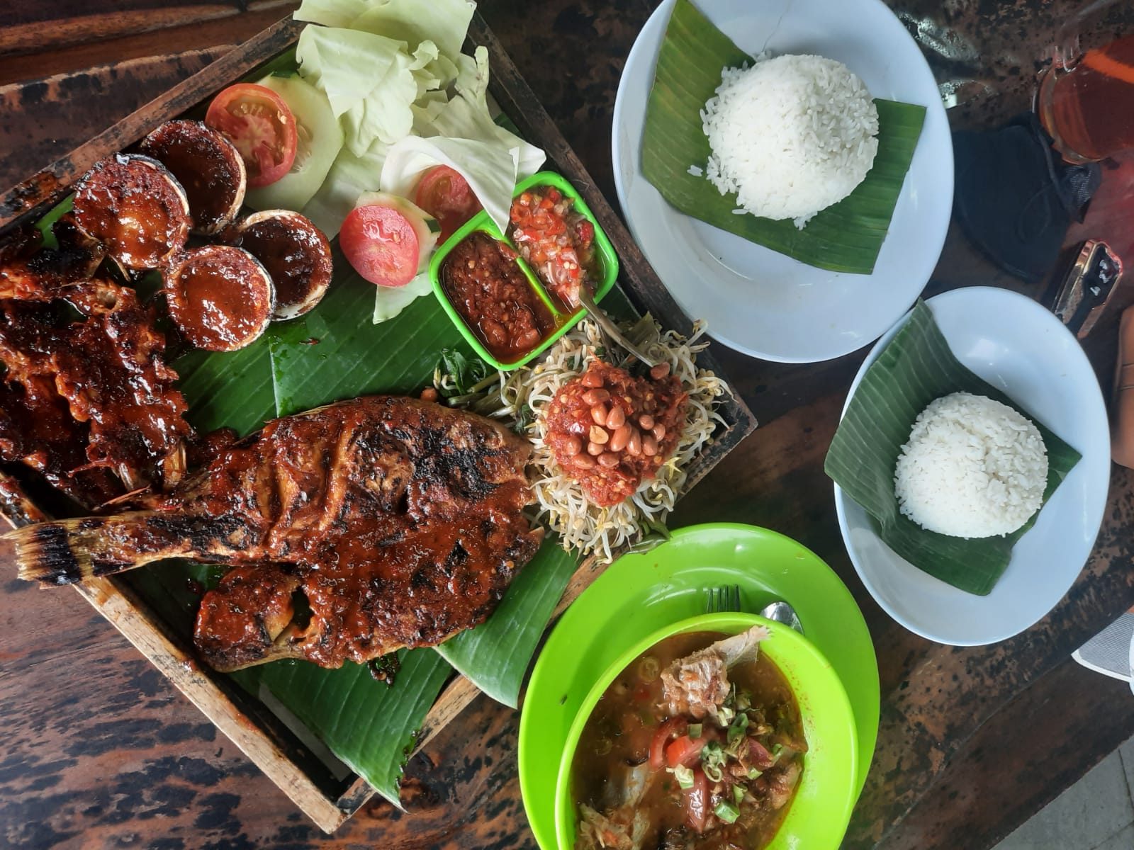 WhatsApp-Image-2026-01-11-at-05.17.14-edited Paket Ikan Bakar Murah Meriah di Pantai Lebih 99K (Paket Komplit 2 Orang)