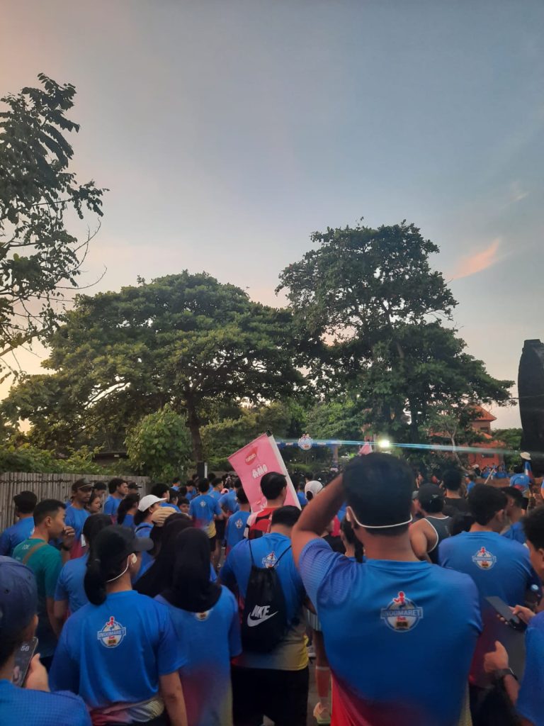WhatsApp-Image-2026-01-19-at-05.07.34-768x1024 Pengalaman Ikut Event Lari Indomaret Fun Run Bali 2025, Seru Pol!