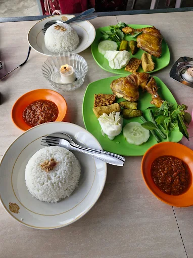 nasi-pak-lalu Review Warung Makan Muslim Pak Lalu View Gunung Batur di Kintamani