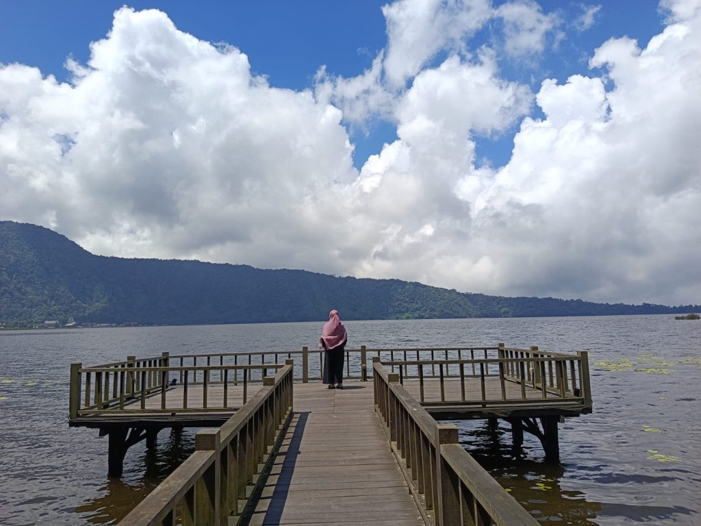 WhatsApp-Image-2026-06-15-at-14.08.05-1-1024x768 Stuja di Danau, Ngopi Cantik di Pinggir Danau Beratan Bedugul